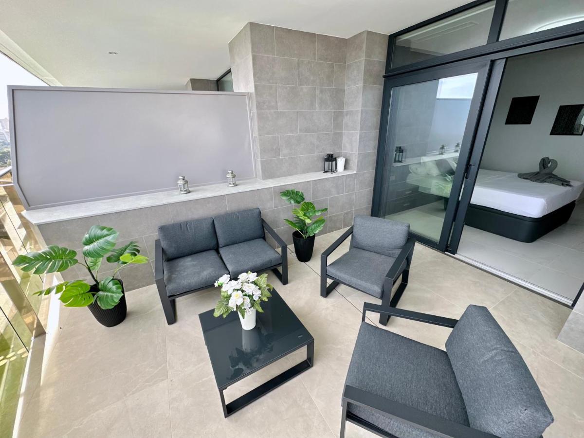 Apartment Sunset Cliffs 5 Star Complex With Heated Pool And Jacuzzi's Benidorm